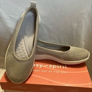 Easy Spirit Women's Light Gray Mesh Flats